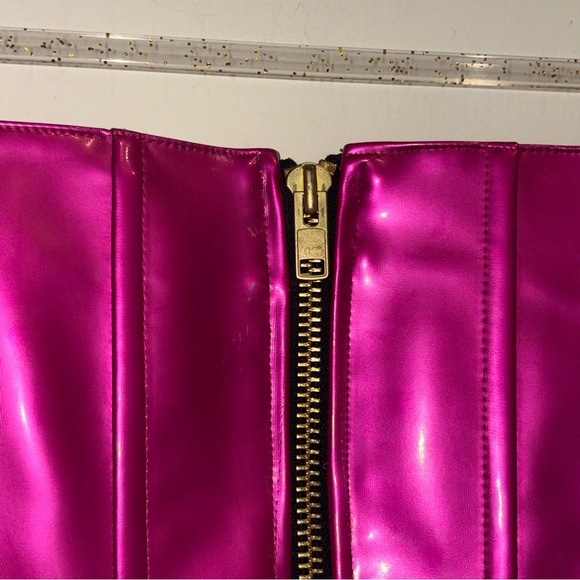 LAQUAN SMITH NWOT Vinyl PVC Corset Bustier Crop Top in Hot Pink Size XS - Picture 12 of 14